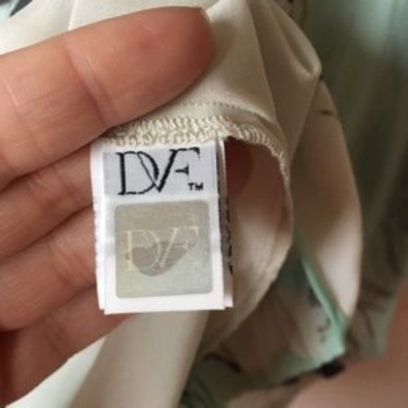 DVF Robyn spring marble top. Silk. - Picture 6 of 8